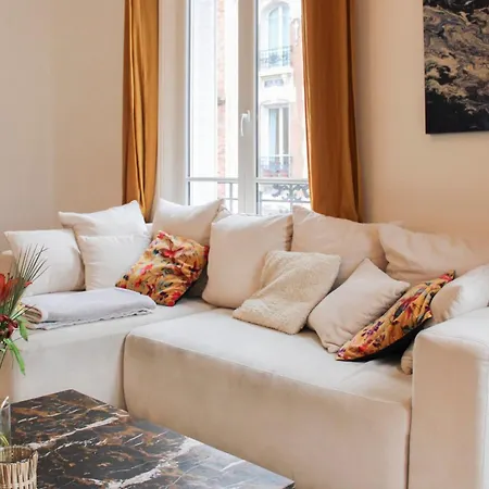 شقة Spacious And Bright 95m In كوربوفوا
