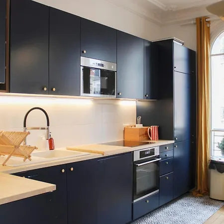 Appartement 95m Spacieux Et Lumineux à *