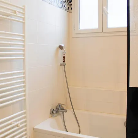 شقة Spacious And Bright 95m In كوربوفوا